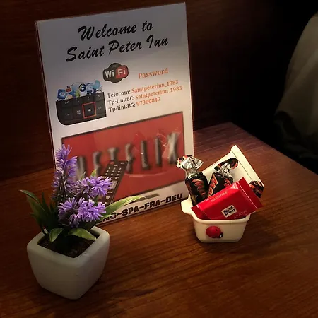 Saint Peter בית הארחה